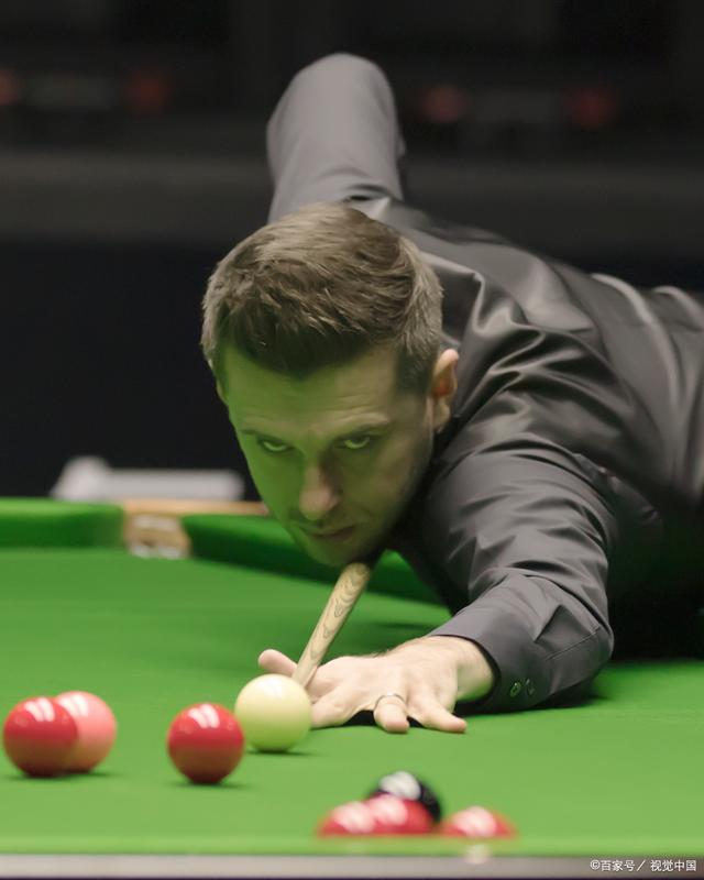 坚不可摧的 坚不可摧的