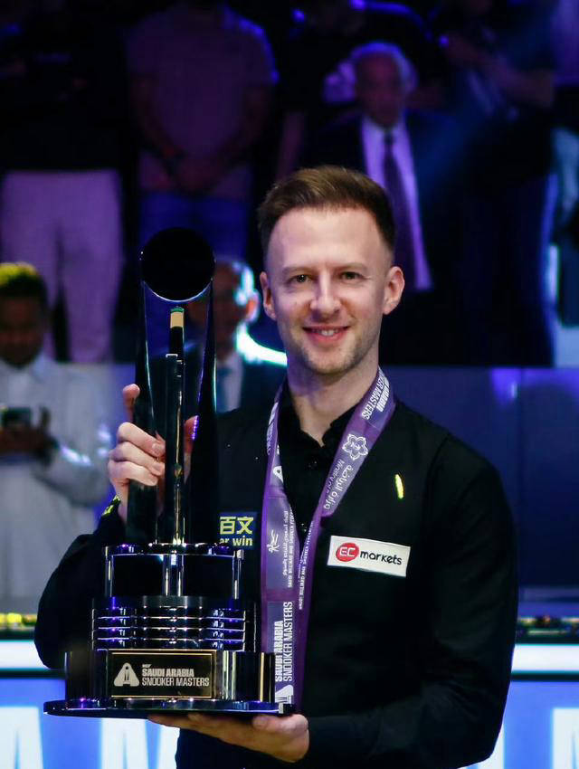 本泽马的履 本泽马的履