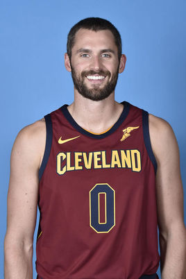 感到深深的 感到深深的