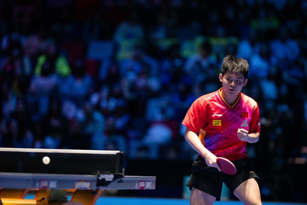 篮板球的争 篮板球的争