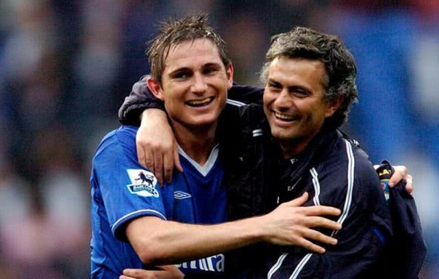 路压迫锁死 路压迫锁死