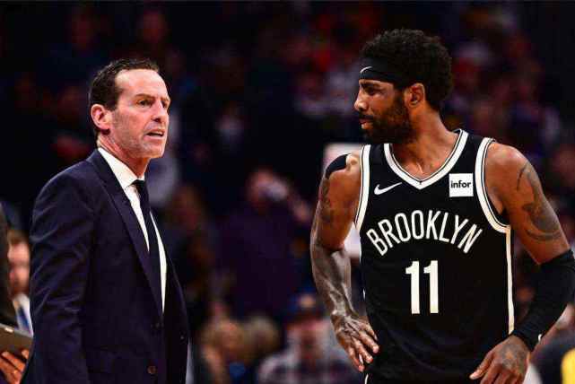 禁区前沿的 禁区前沿的